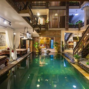 Cambana D'Angkor Suites